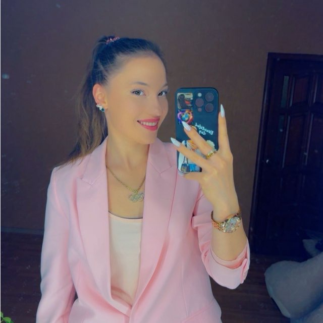 Vladislava Urazova