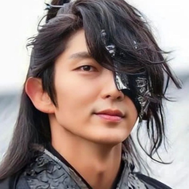 Lee Joon Gi(이준기) Fan Page