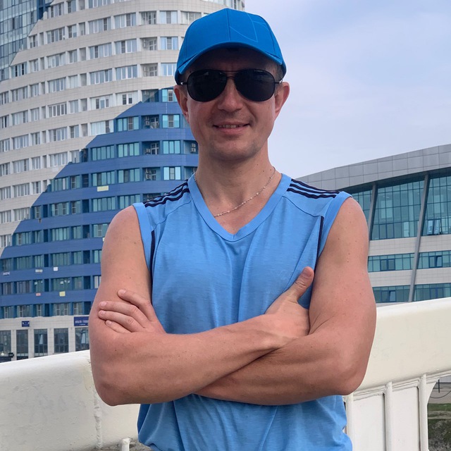Максим Щербаков
