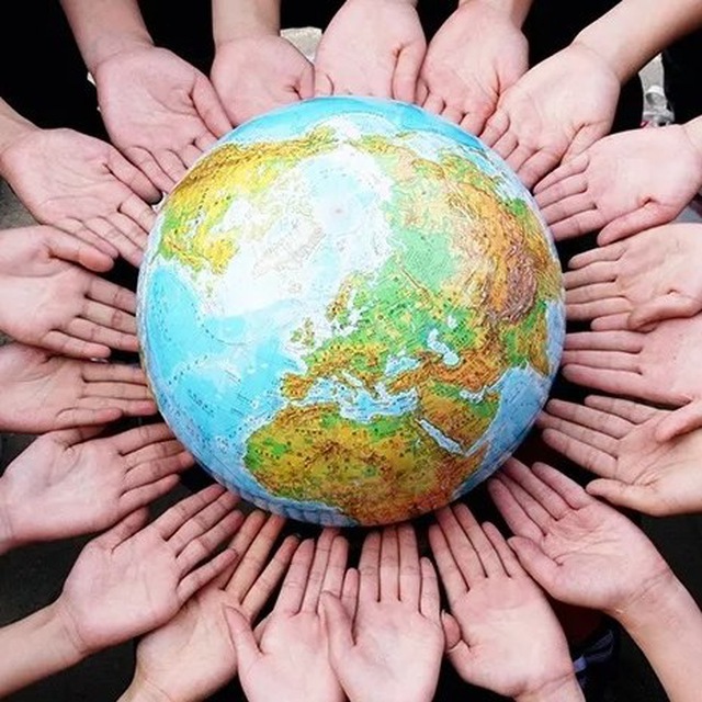 Сегодня в мире