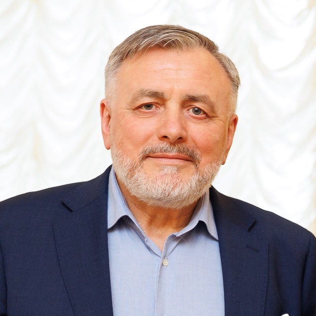 Дмитрий Попов