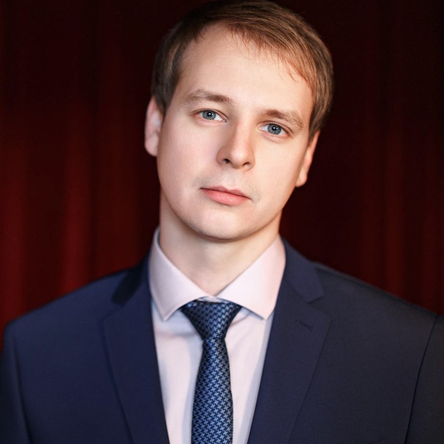 Депутат Ушаков