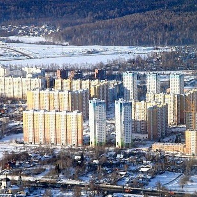 Люди района
