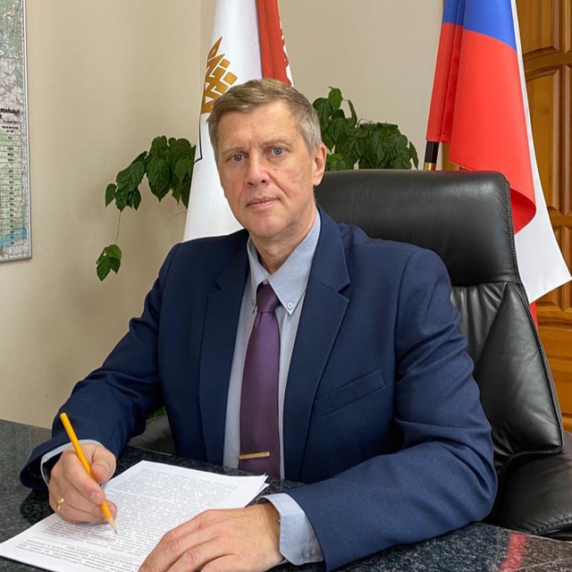 Михаил Степанов