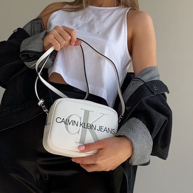 CALVIN KLEIN JEANS IRKUTSK