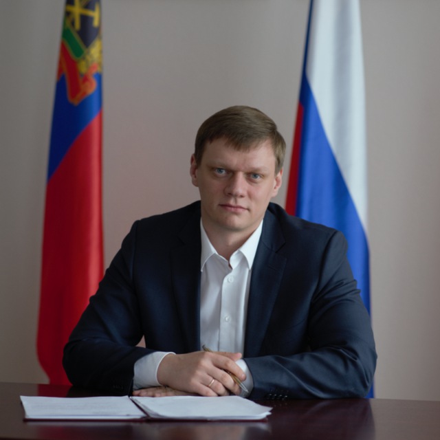 Константин Тихонов