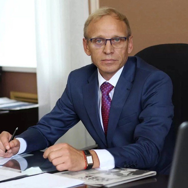 Виктор Аниканов