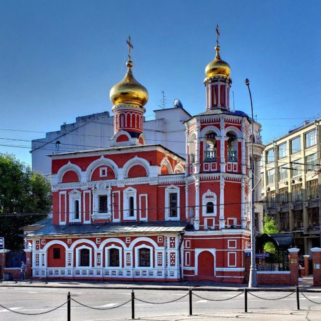 Храм Всех святых на Кулишках Московской городской епархии