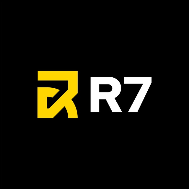 R7 Casino