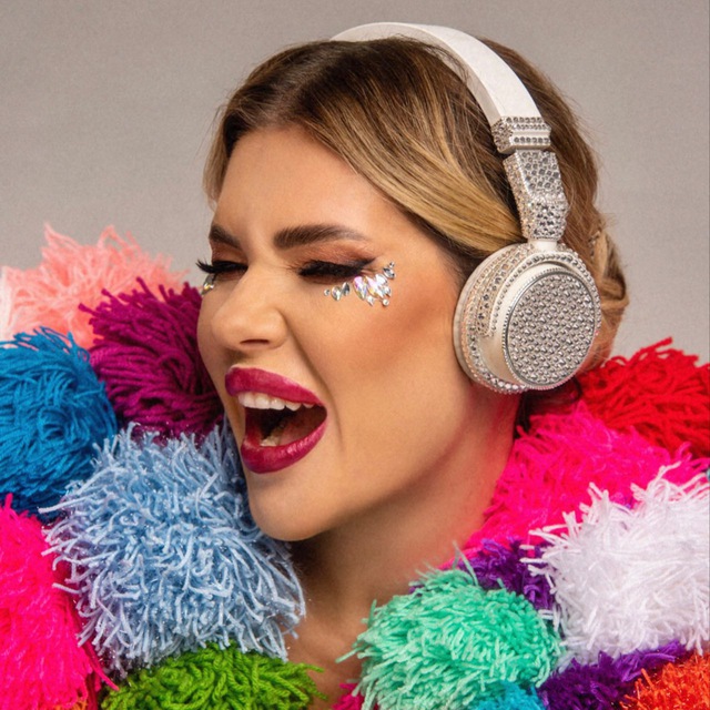 DJ KATYA GUSEVA ?